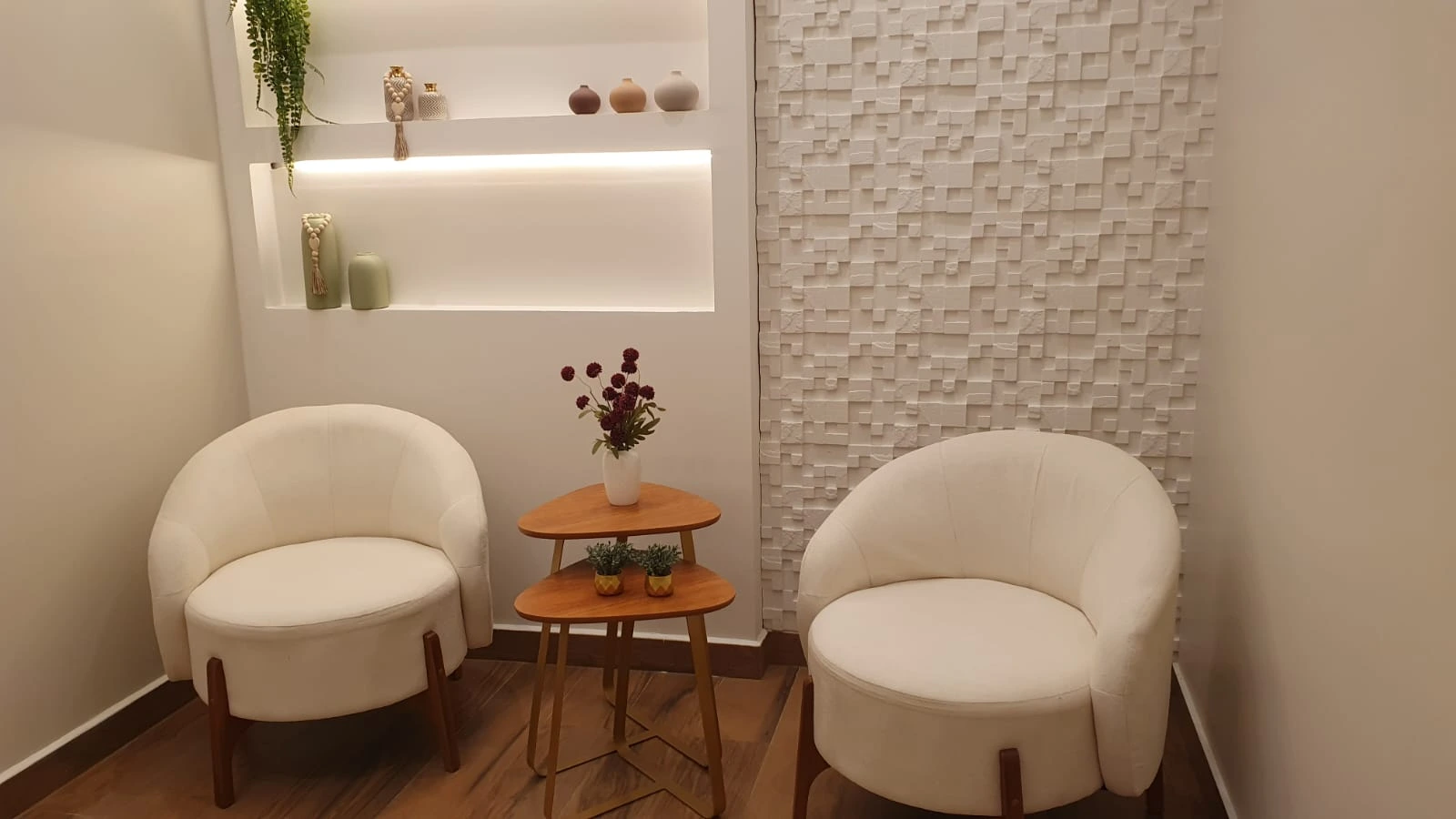 Interior moderno da Smile On na Vila Carrão